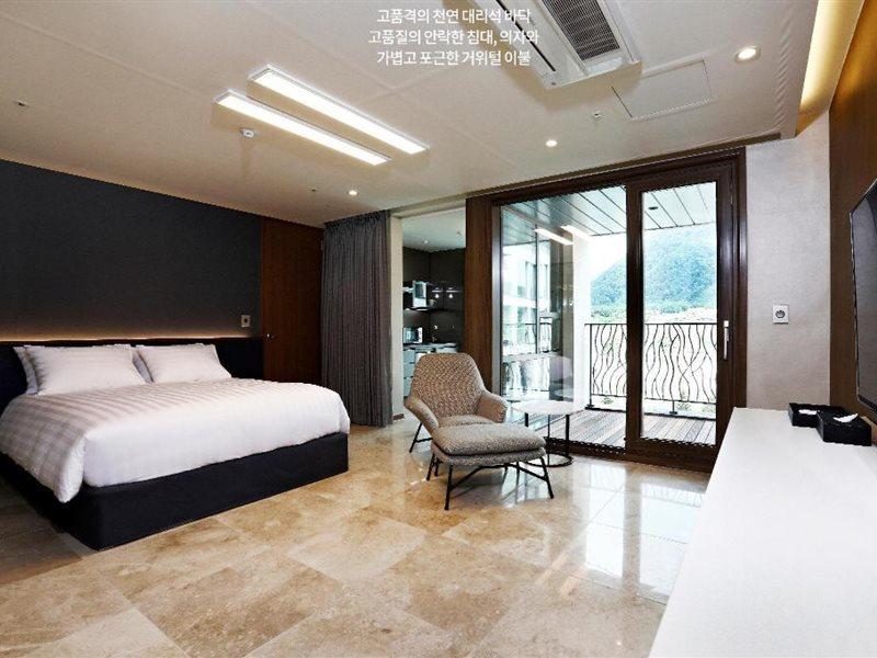 Pine Forest Jeongseon Alpine Resort Εξωτερικό φωτογραφία