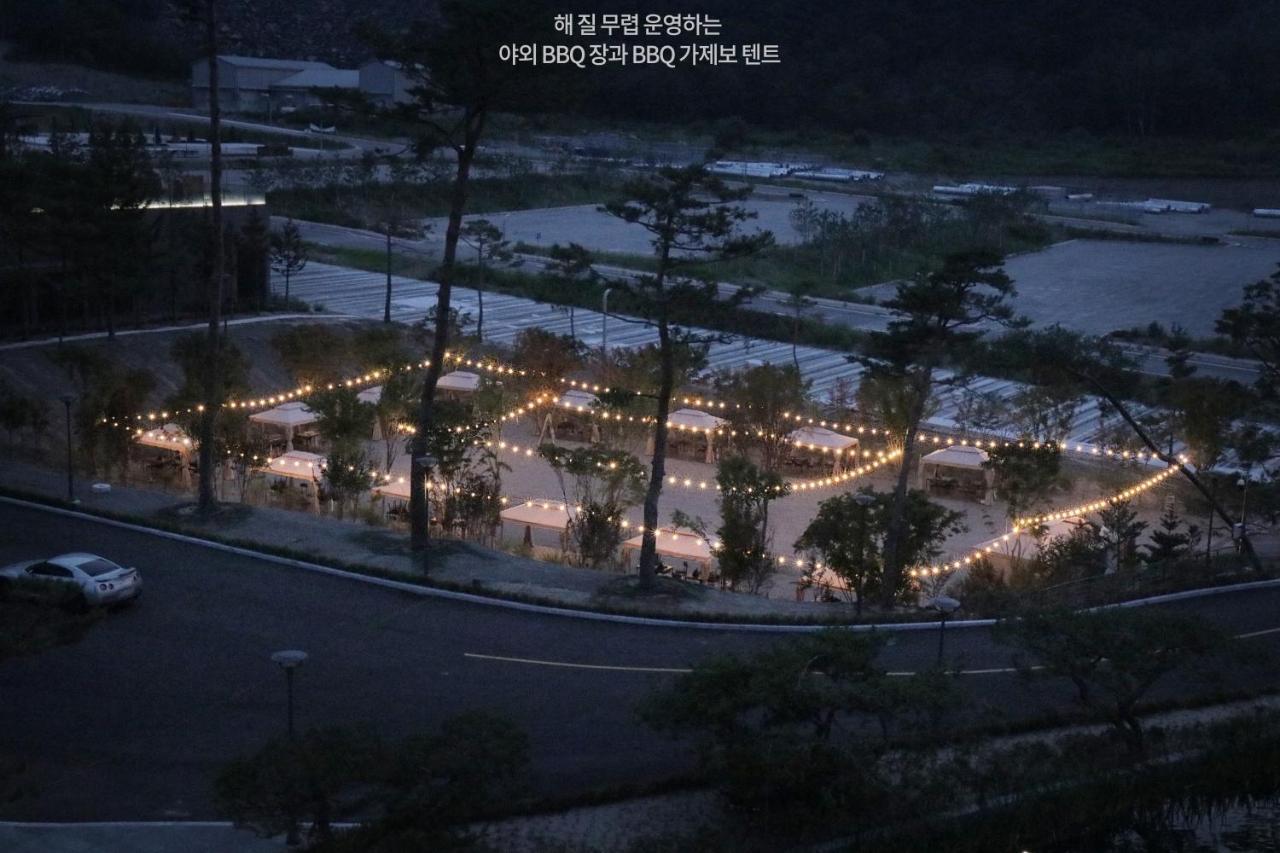 Pine Forest Jeongseon Alpine Resort Εξωτερικό φωτογραφία